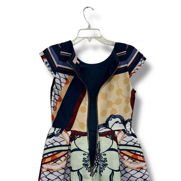 Ted Baker London Wrennie Tribal Print Cap Sleeve Dress Multicolor Size 2 - Picture 3 of 10